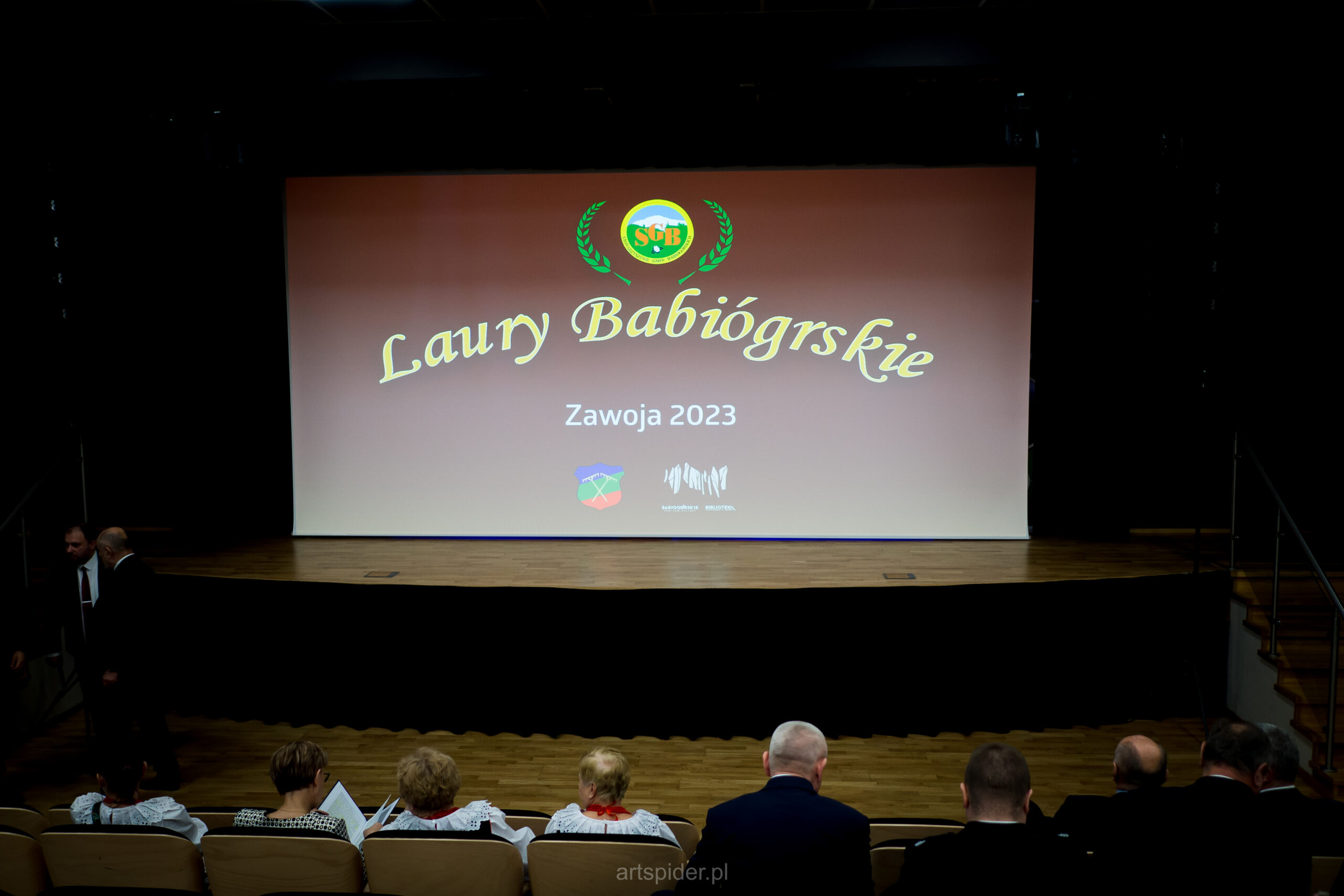 Read more about the article Pod samiuśką Babią Górą rozdano Laury Babiogórskie 2023.